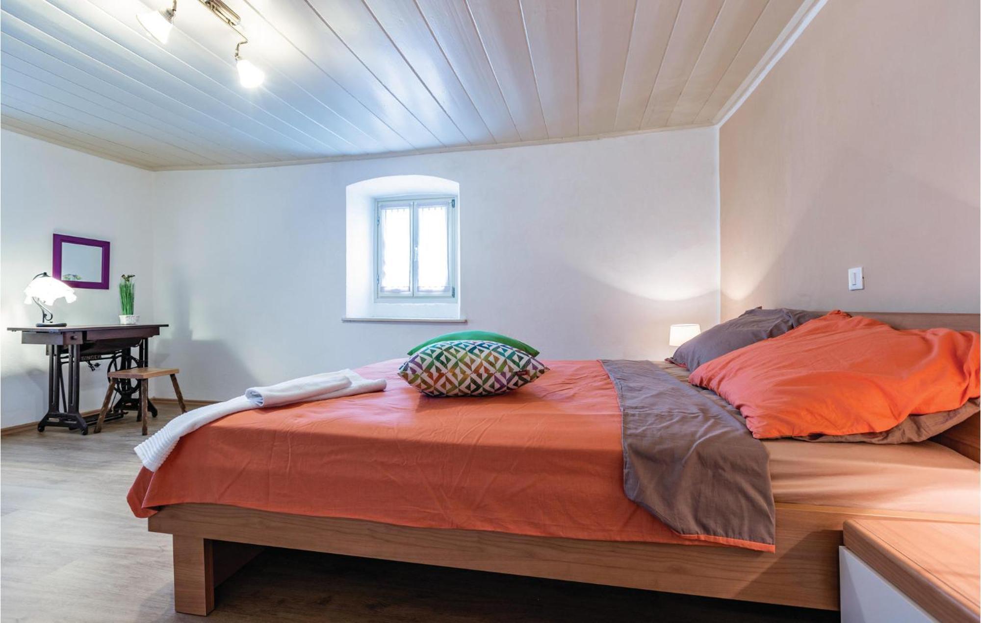 Cozy Home In Pazin With House A Panoramic View Екстер'єр фото