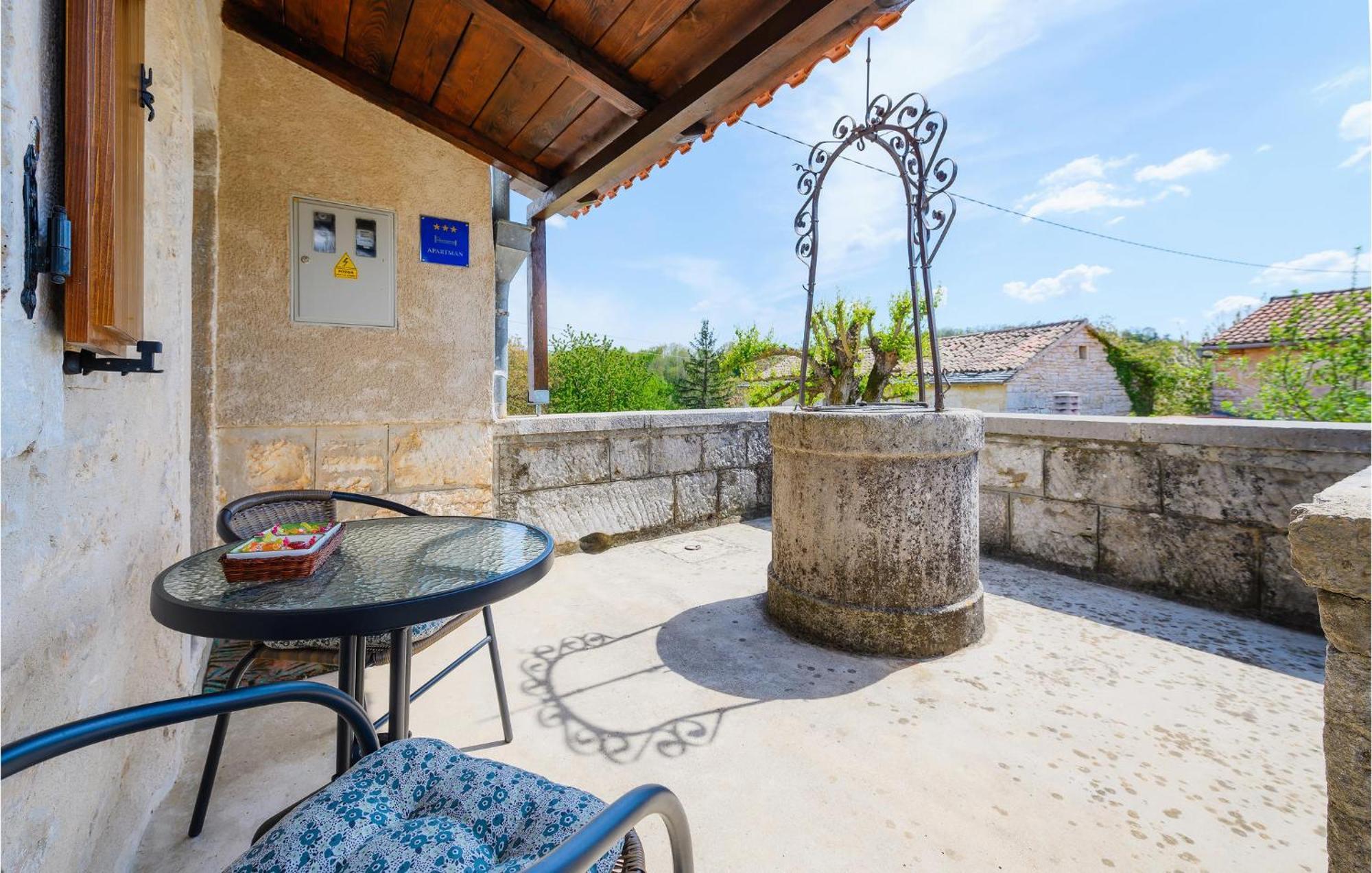 Cozy Home In Pazin With House A Panoramic View Екстер'єр фото