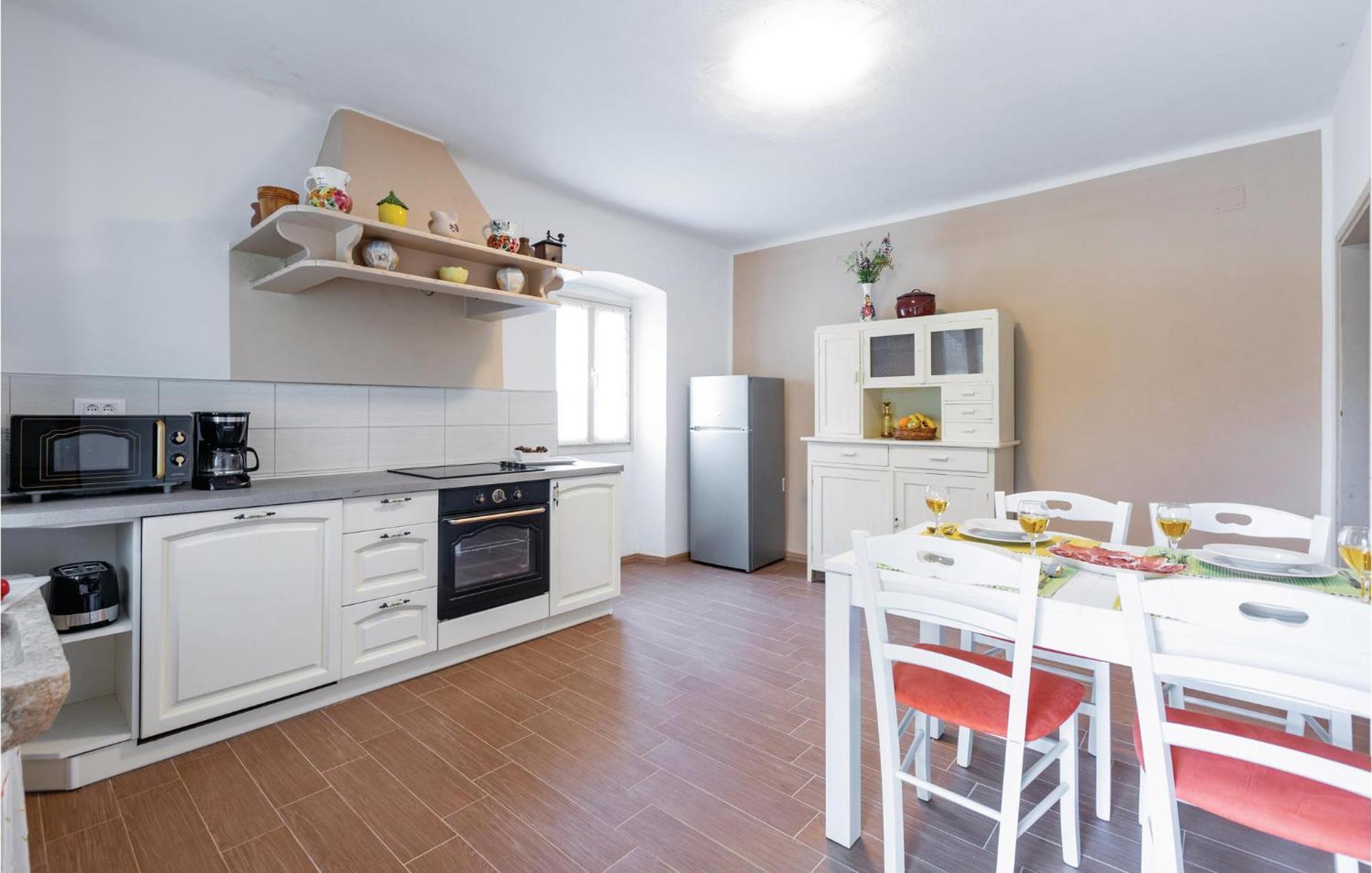 Cozy Home In Pazin With House A Panoramic View Екстер'єр фото