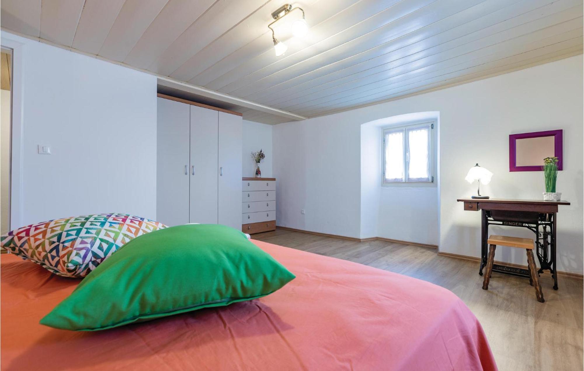 Cozy Home In Pazin With House A Panoramic View Екстер'єр фото